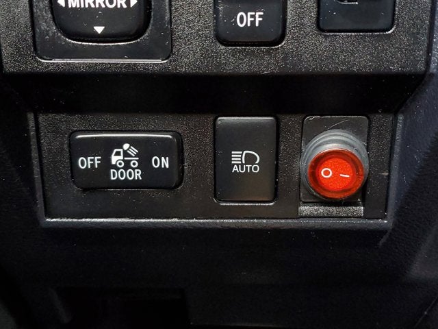 2018 Toyota Tundra 4WD SR