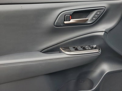 2025 Toyota Crown Signia Limited