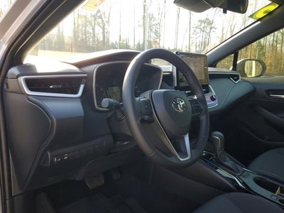 2025 Toyota Corolla Hatchback SE