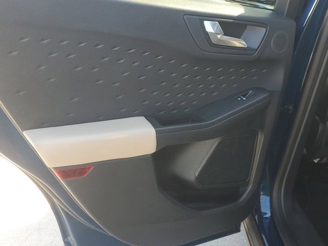 2020 Ford Escape Titanium Hybrid