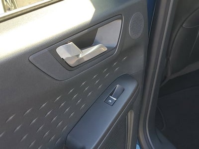 2020 Ford Escape Titanium Hybrid