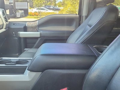 2017 Ford Super Duty F-250 SRW Lariat