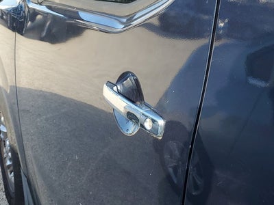 2017 Nissan NV Passenger SV