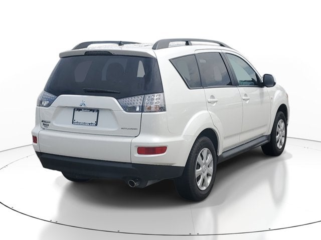 2012 Mitsubishi Outlander ES