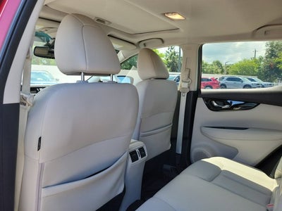 2021 Nissan Rogue Sport SL