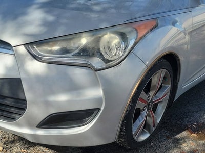 2012 Hyundai Veloster w/Gray Int