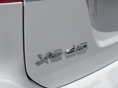 2016 Volvo XC60 T5 Platinum