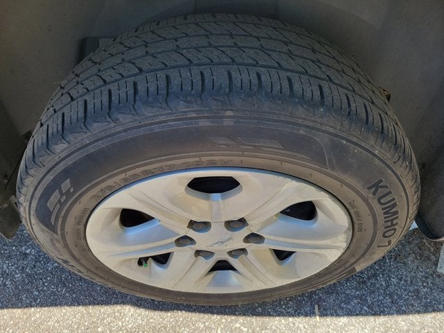 2011 Chevrolet Traverse LS