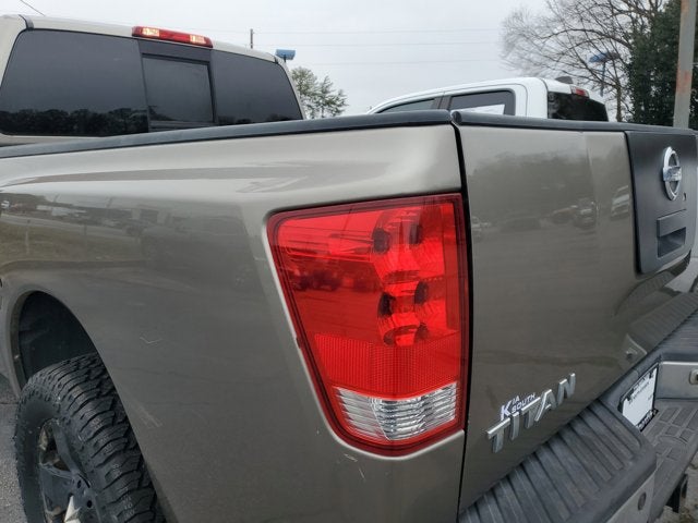 2006 Nissan Titan SE
