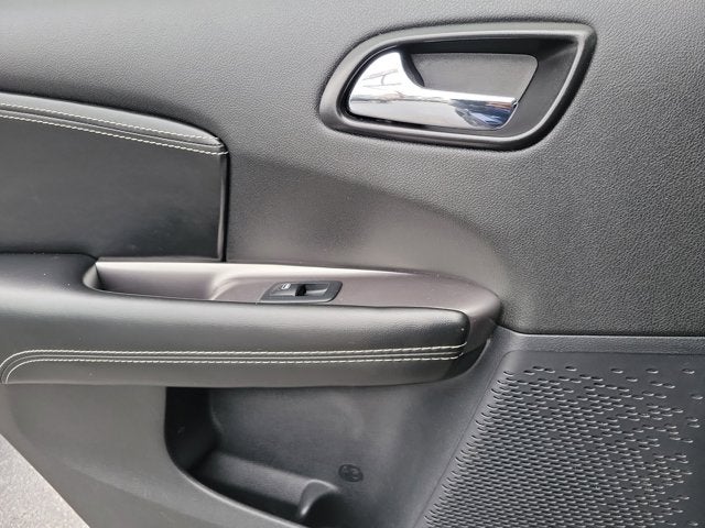 2020 Dodge Journey Crossroad