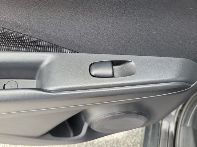 2022 Nissan Kicks S
