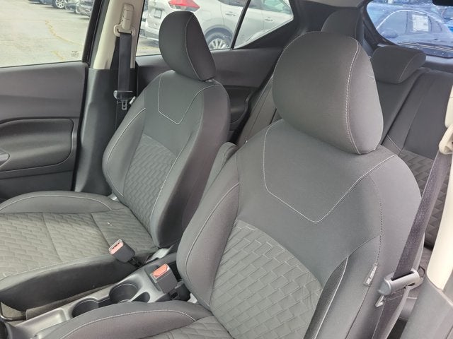 2022 Nissan Kicks S