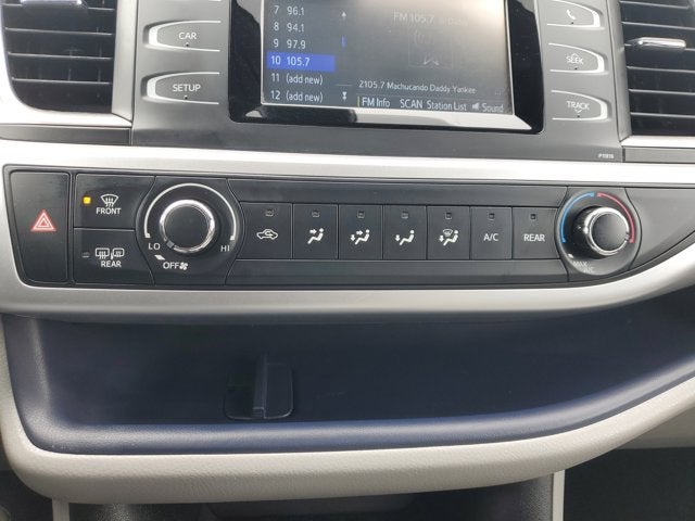 2019 Toyota Highlander LE