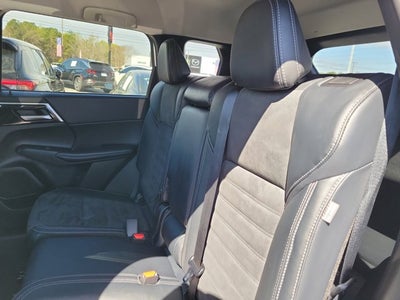 2024 Mitsubishi Outlander SE Black Edition