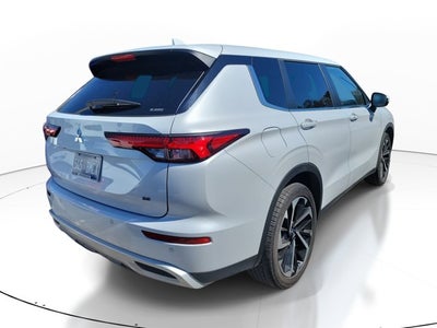 2024 Mitsubishi Outlander SE Black Edition