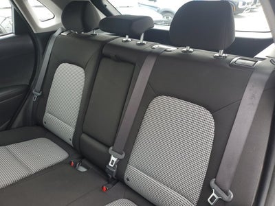 2022 Hyundai Kona SE