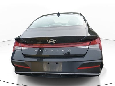 2025 Hyundai Elantra SEL Convenience