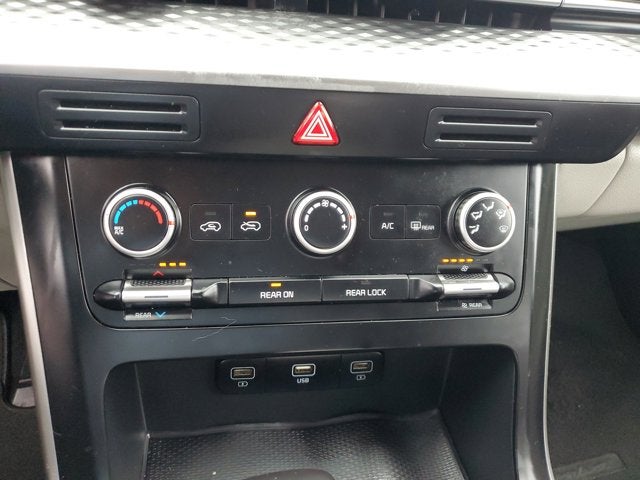 2022 Kia Carnival LXS