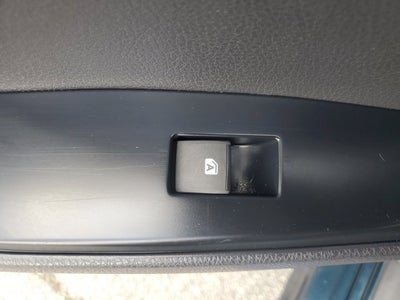 2023 Volvo XC60 Ultimate Bright Theme