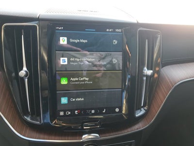 2023 Volvo XC60 Ultimate Bright Theme