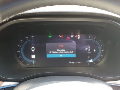 2023 Volvo XC60 Ultimate Bright Theme