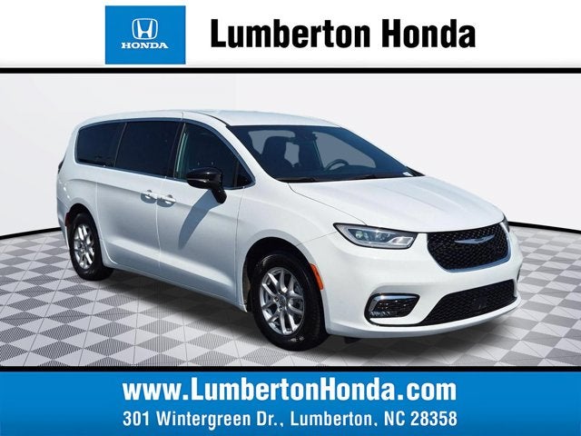 2025 Chrysler Pacifica