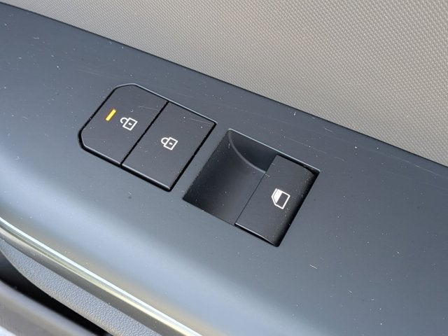 2025 Kia K4 LXS - Photo 33