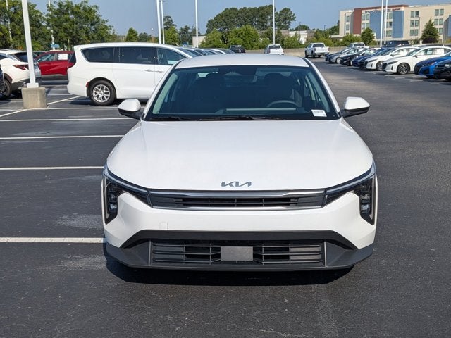 2025 Kia K4 LXS - Photo 8