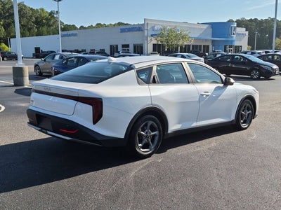 2025 Kia K4 LXS