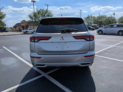 2024 Mitsubishi Outlander SE Black Edition
