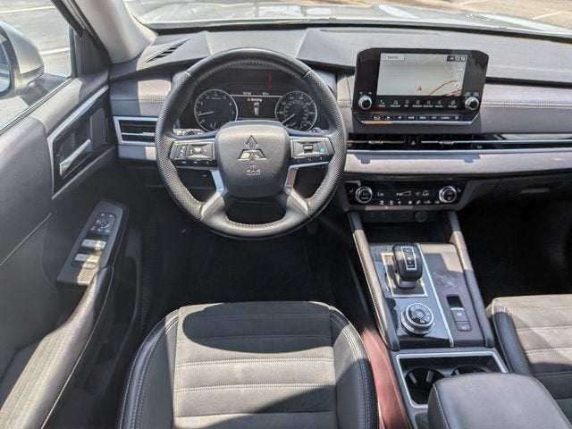 2024 Mitsubishi Outlander SE Black Edition