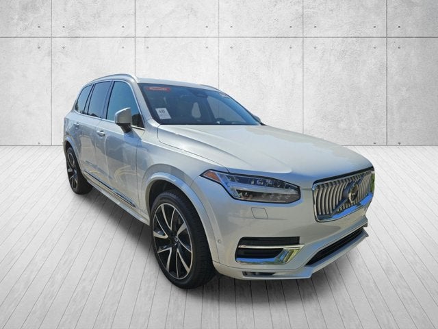 2023 Volvo XC90 Plus