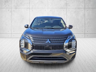2022 Mitsubishi Outlander ES