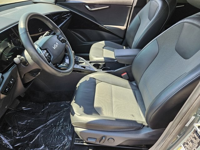 2023 Kia Niro EX