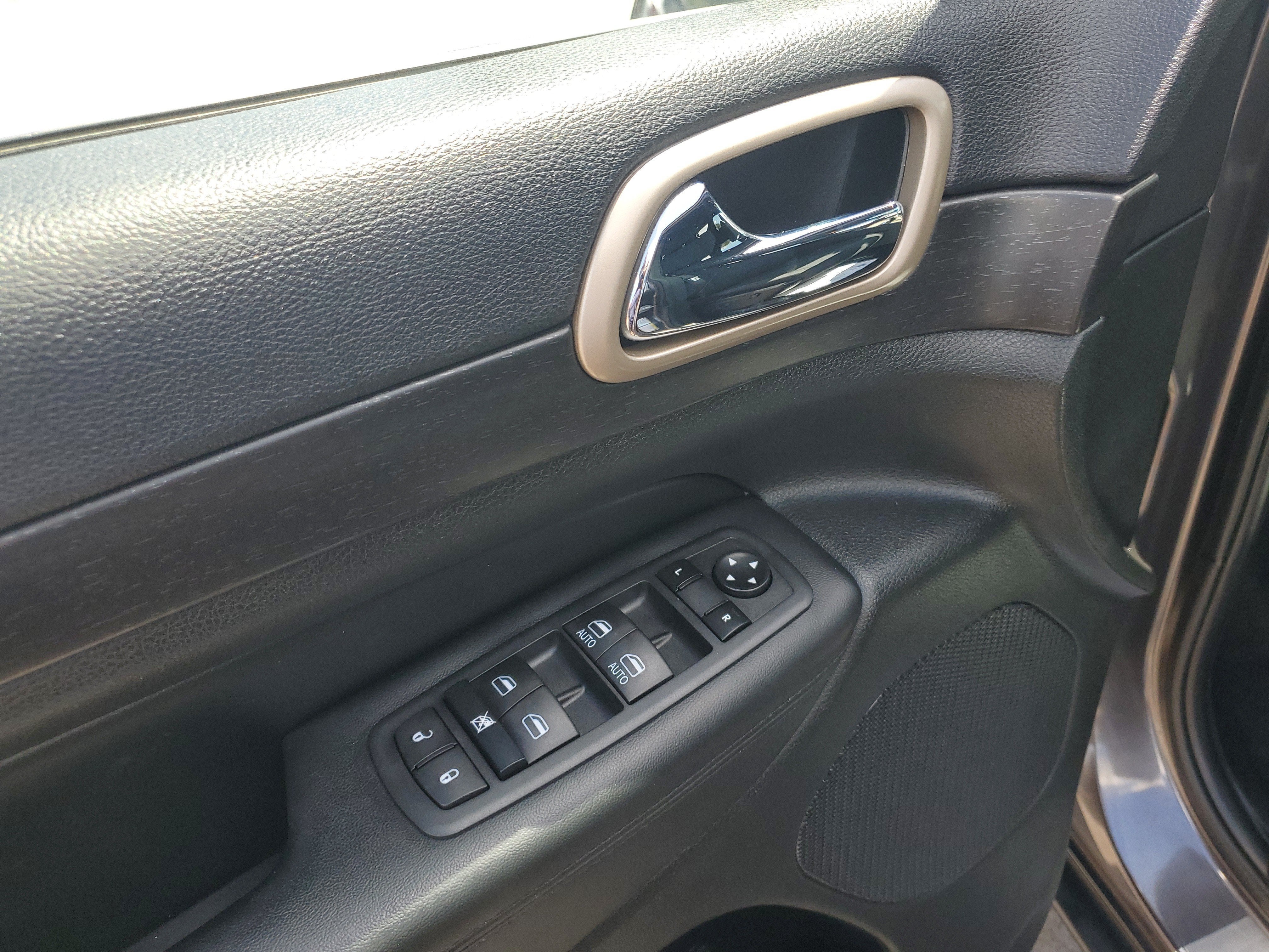 2015 Jeep Grand Cherokee Laredo