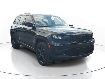 2023 Jeep Grand Cherokee Altitude