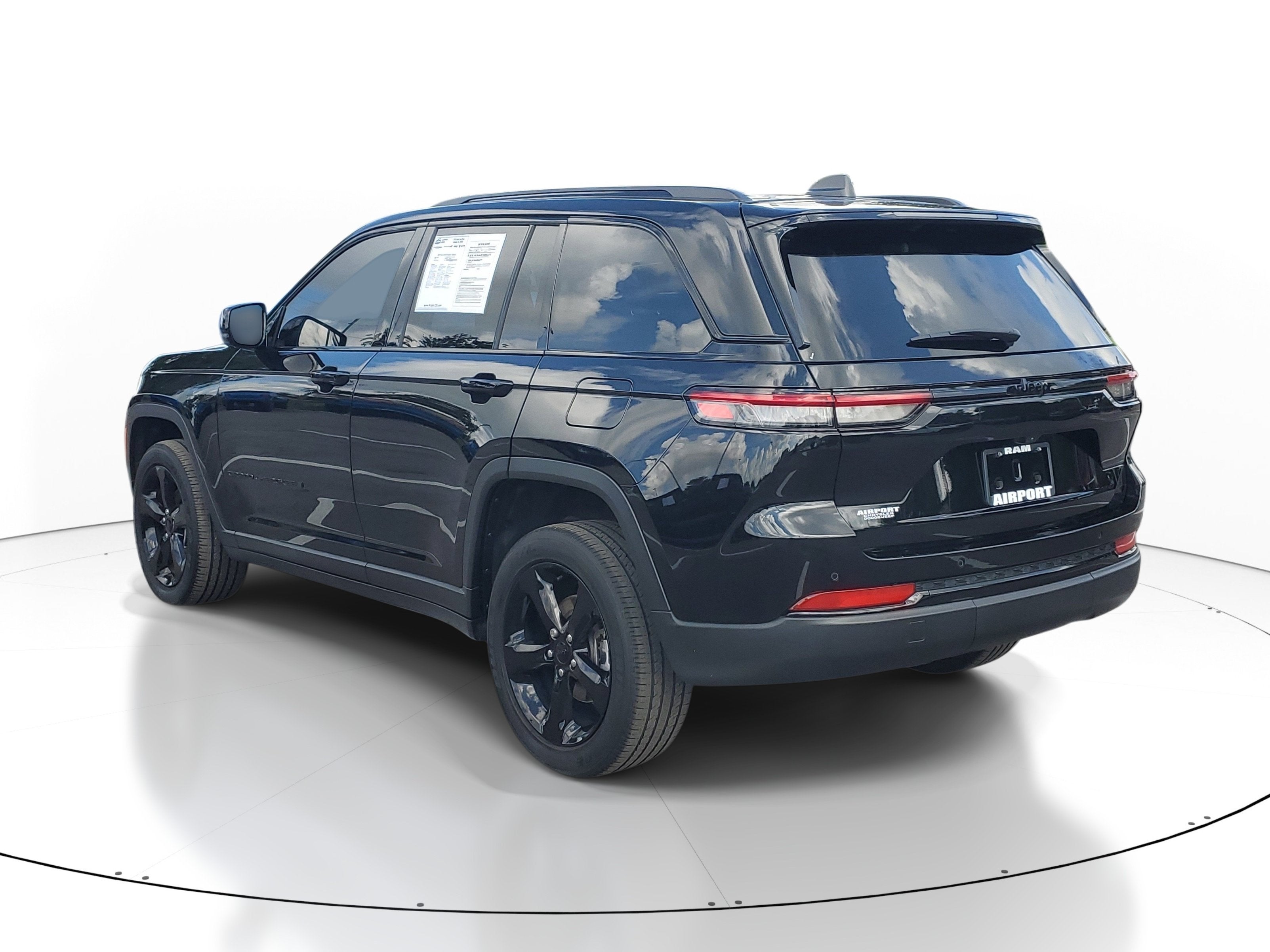 2023 Jeep Grand Cherokee Altitude