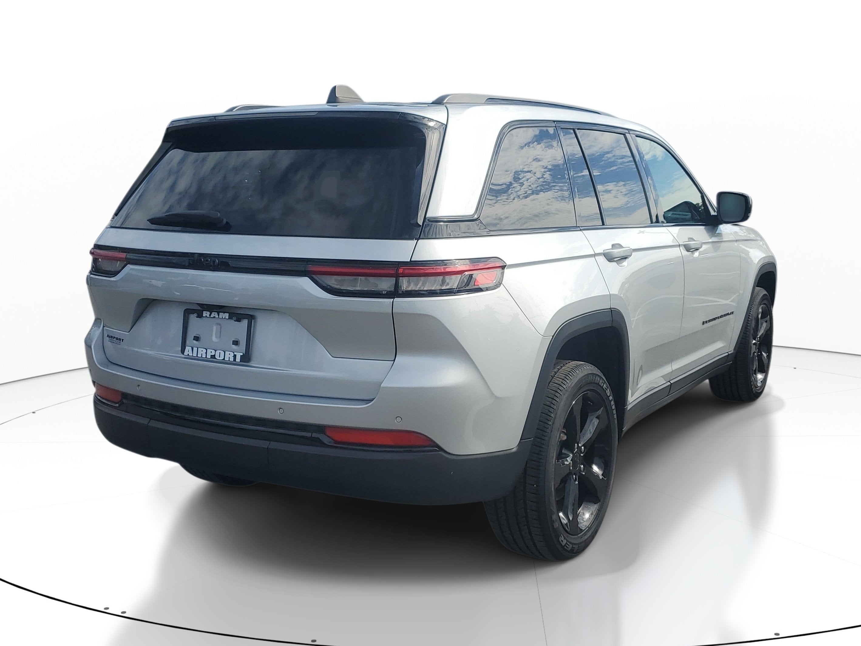 2024 Jeep Grand Cherokee Altitude X