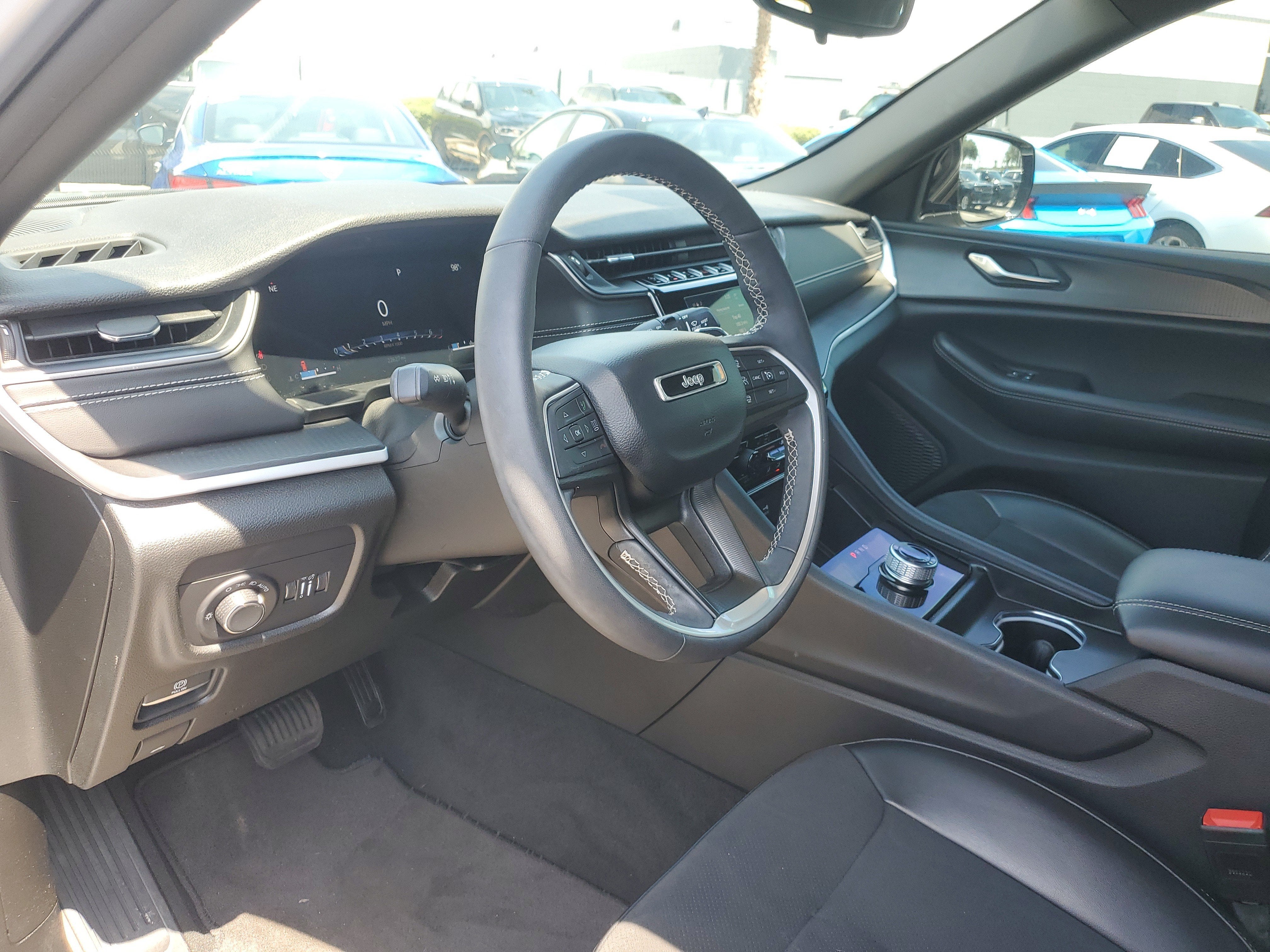 2024 Jeep Grand Cherokee L Altitude