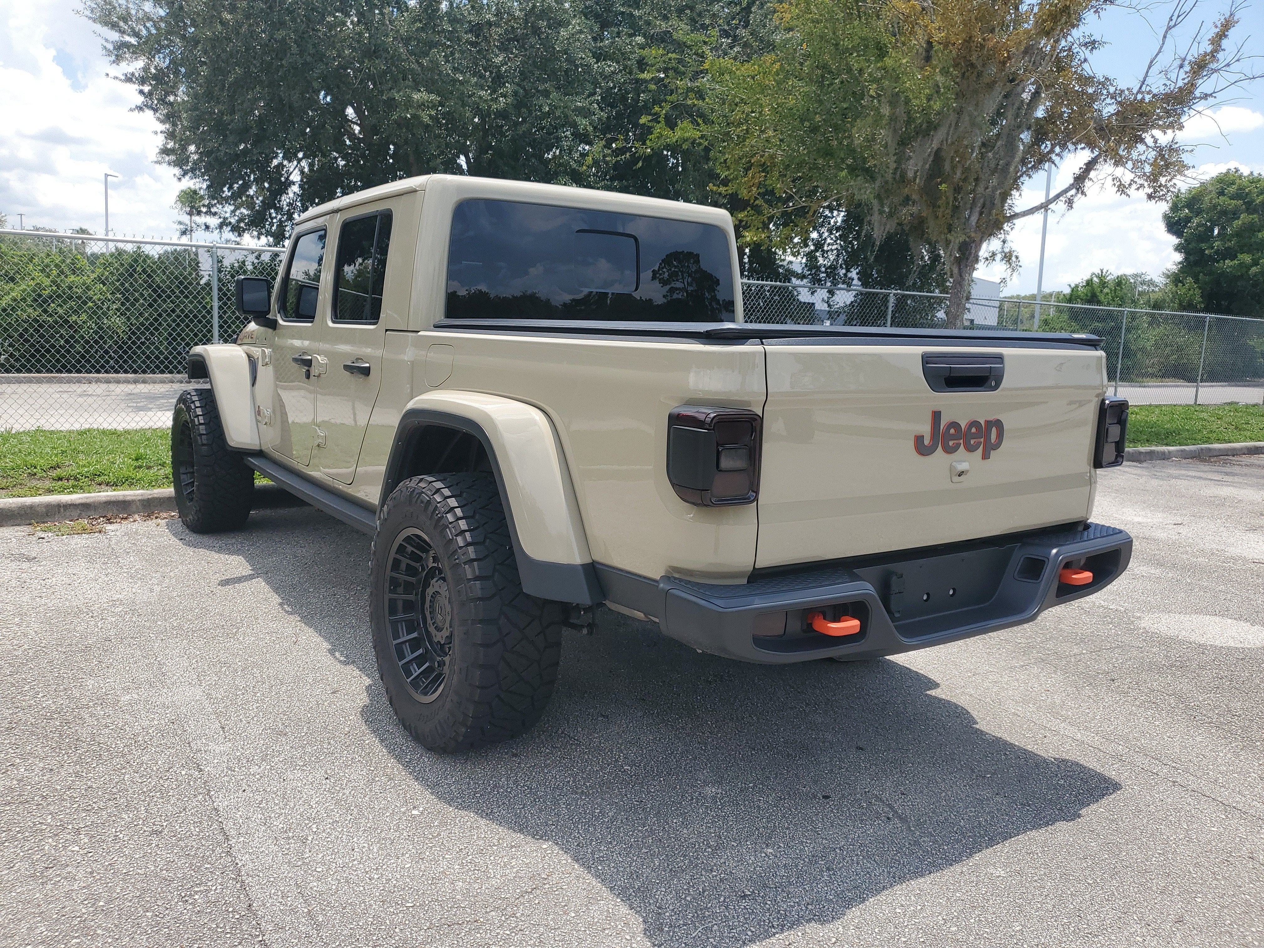 2022 Jeep Gladiator Mojave