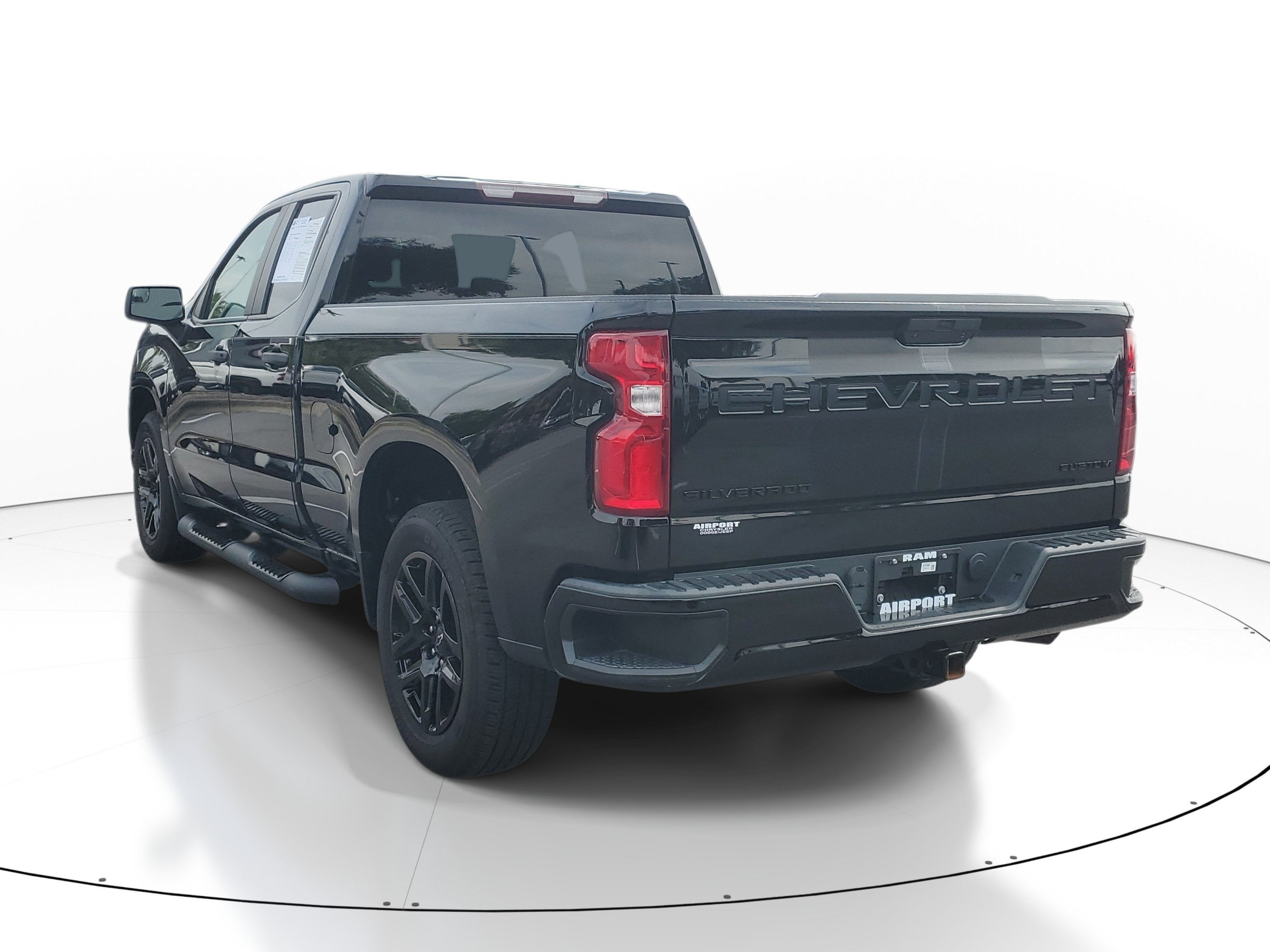 2022 Chevrolet Silverado 1500 LTD Custom