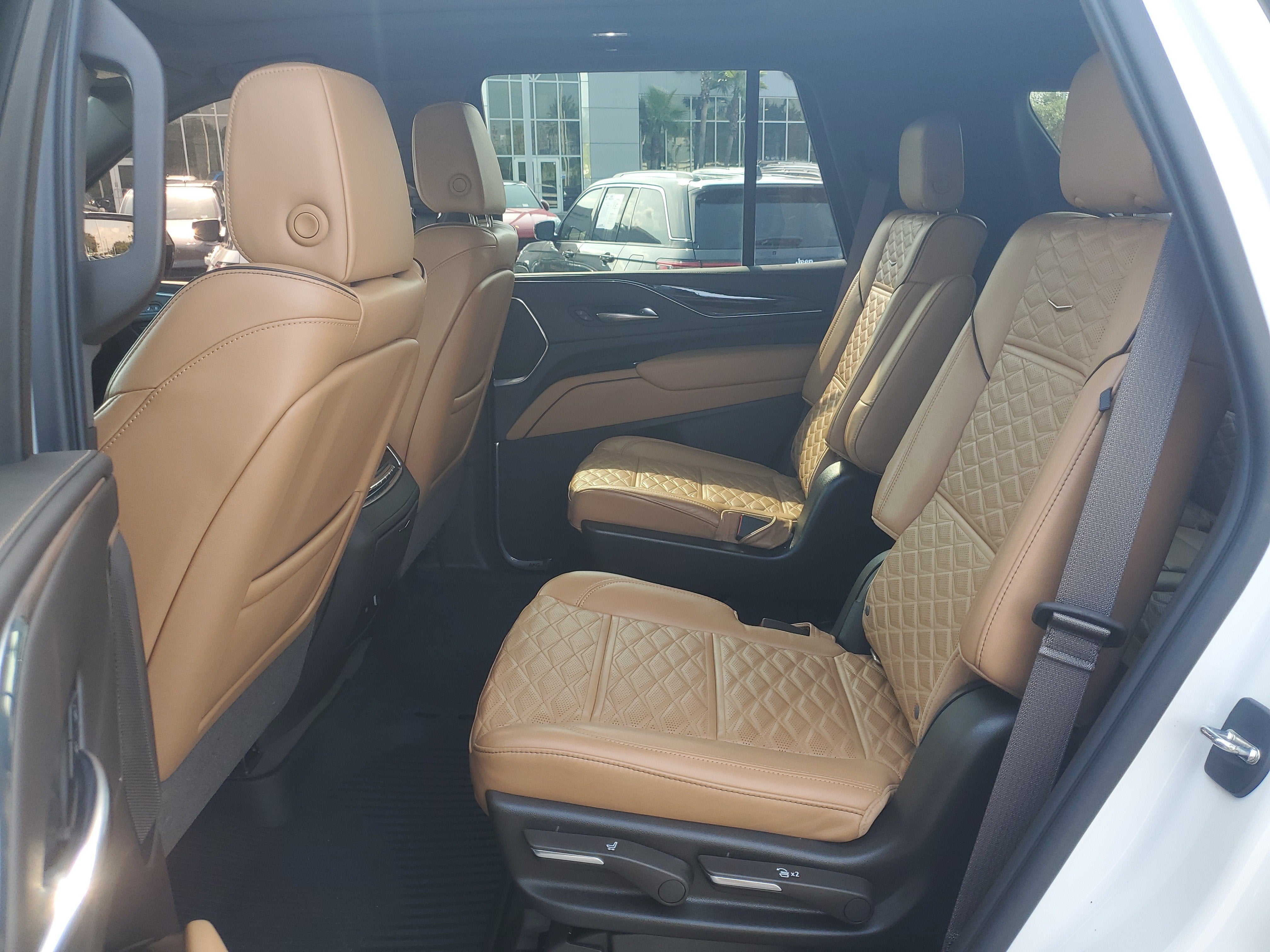 2021 Cadillac Escalade Premium Luxury