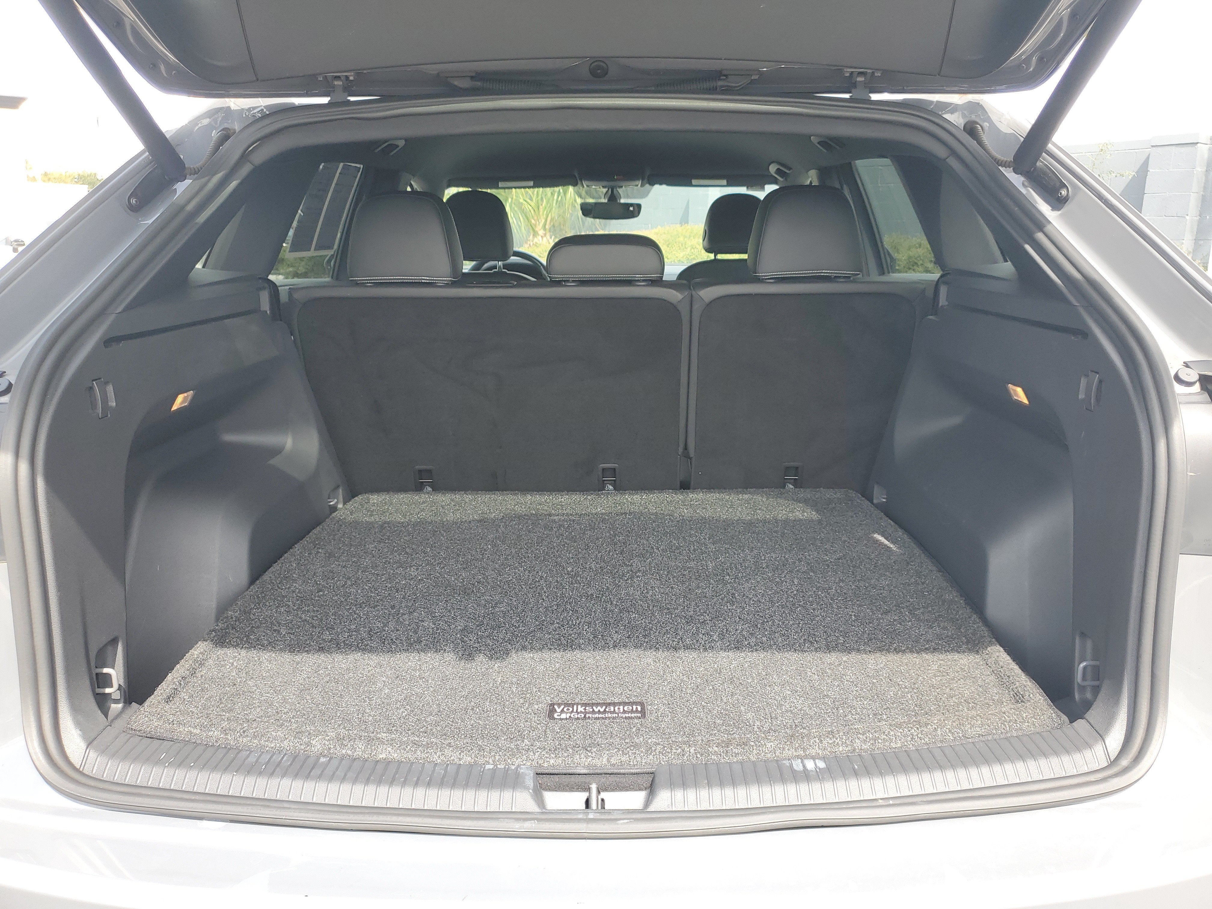 2021 Volkswagen Atlas Cross Sport 3.6L V6 SE w/Technology R-Line