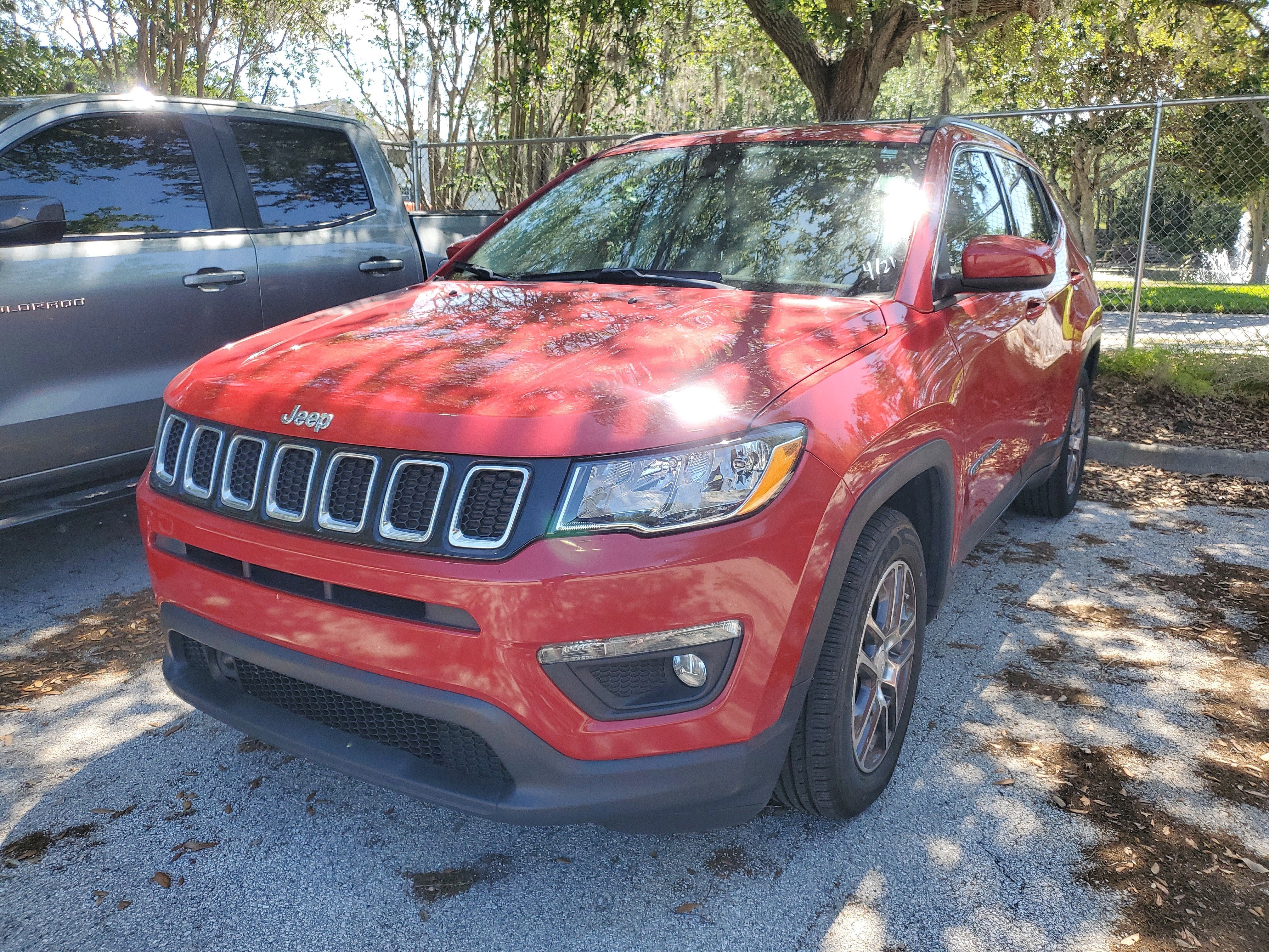 2020 Jeep Compass Latitude w/Sun/Safety Pkg