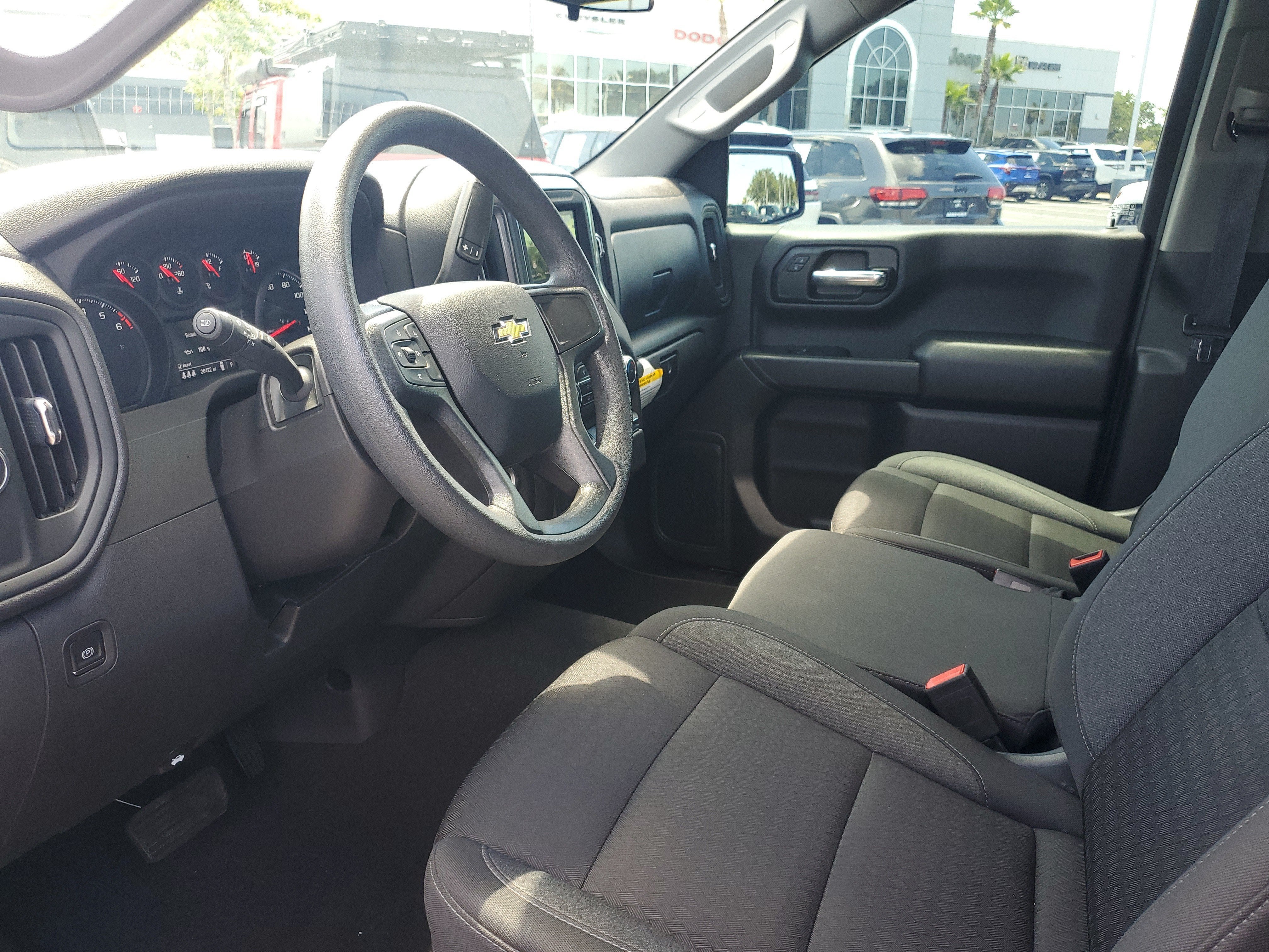 2024 Chevrolet Silverado 1500 Custom