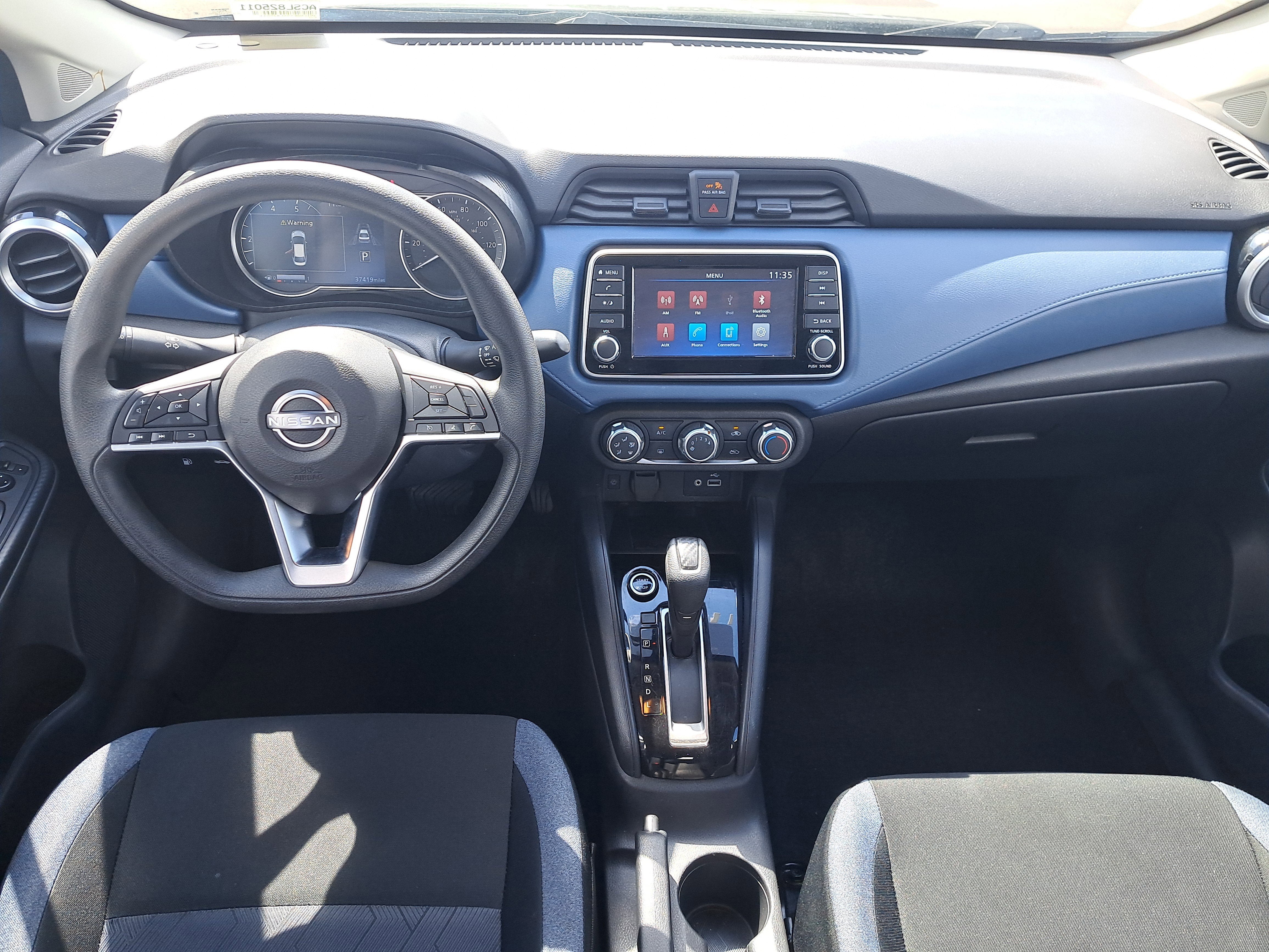 2025 Nissan Versa SV