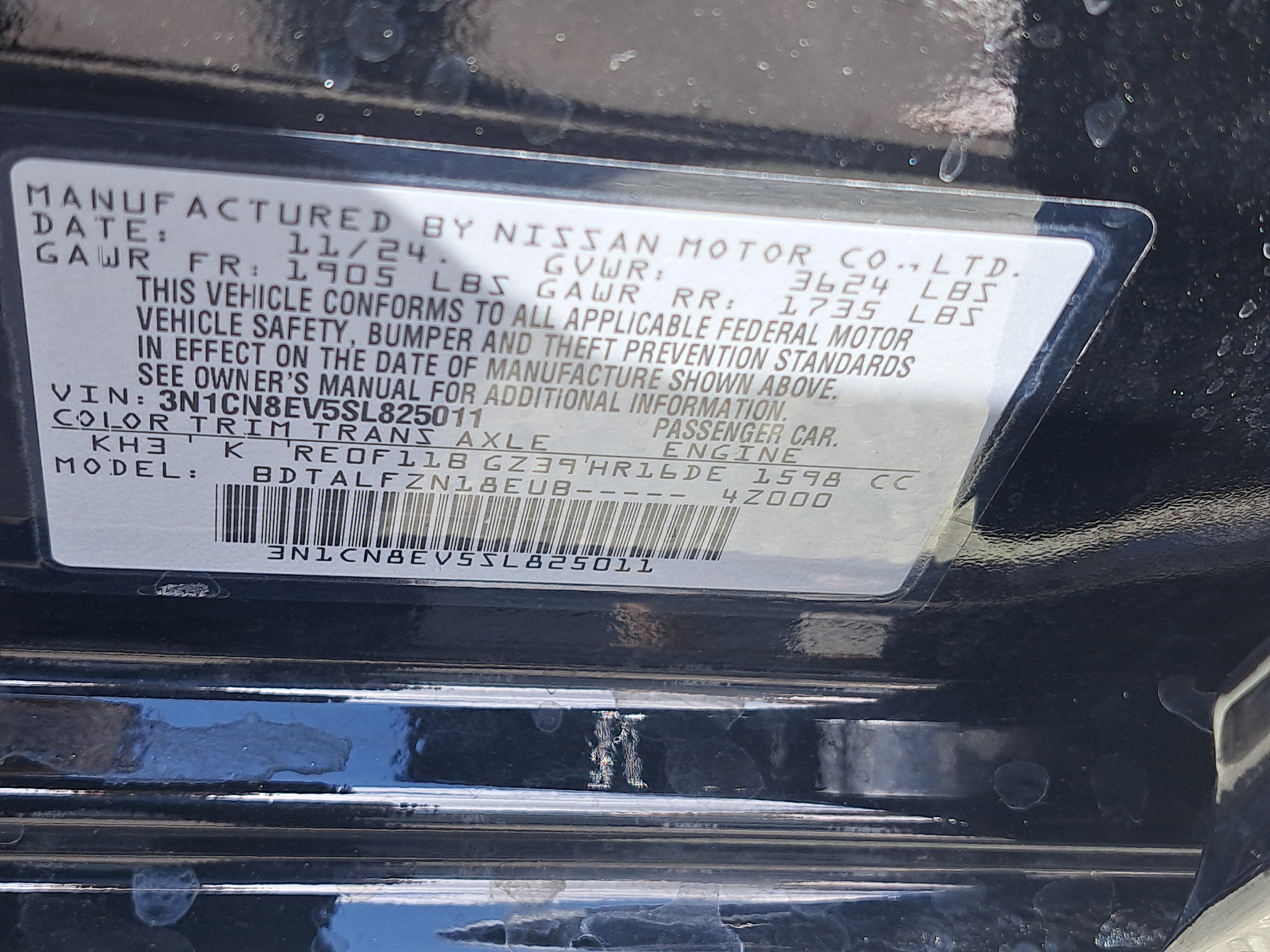 2025 Nissan Versa SV