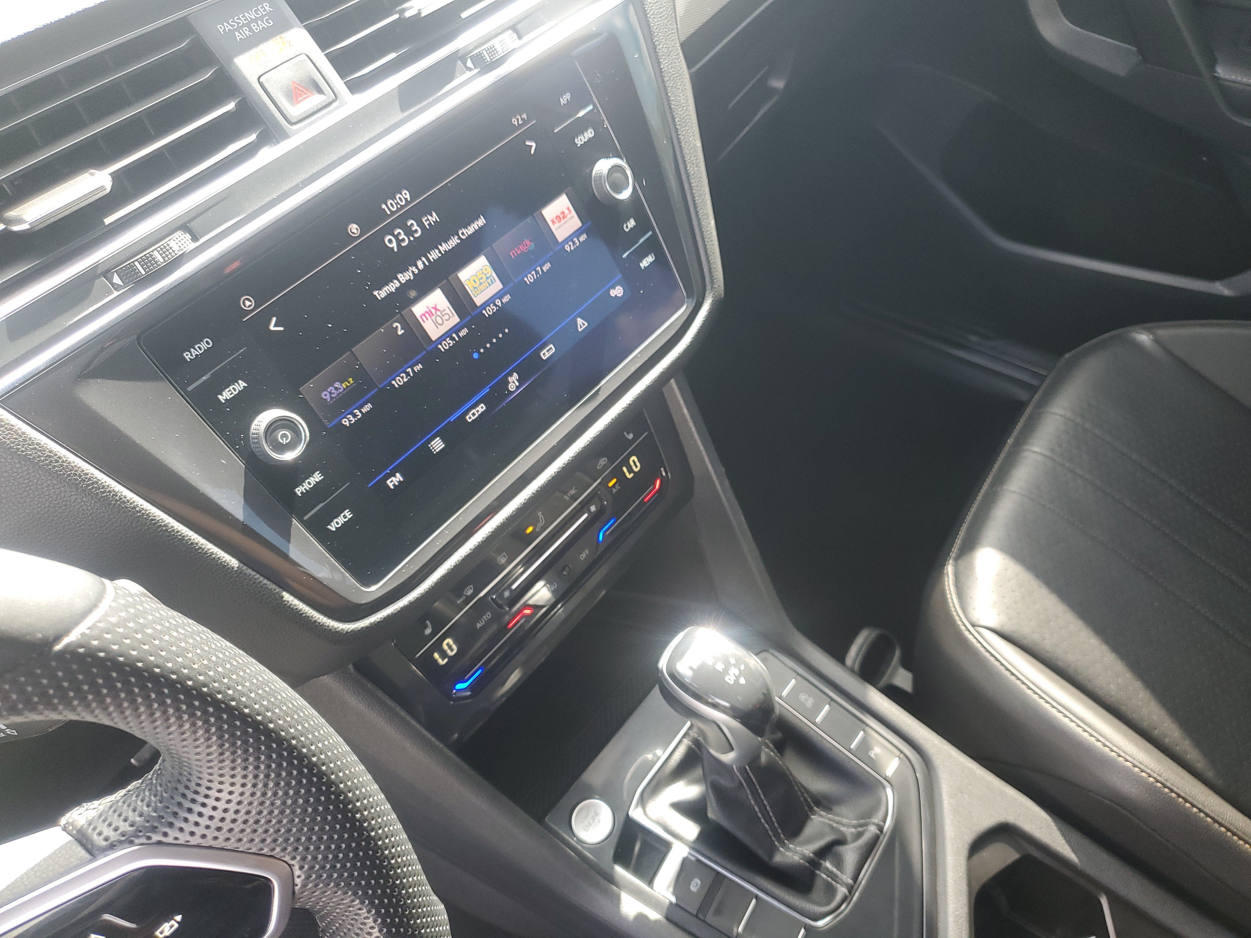2022 Volkswagen Tiguan SE R-Line Black