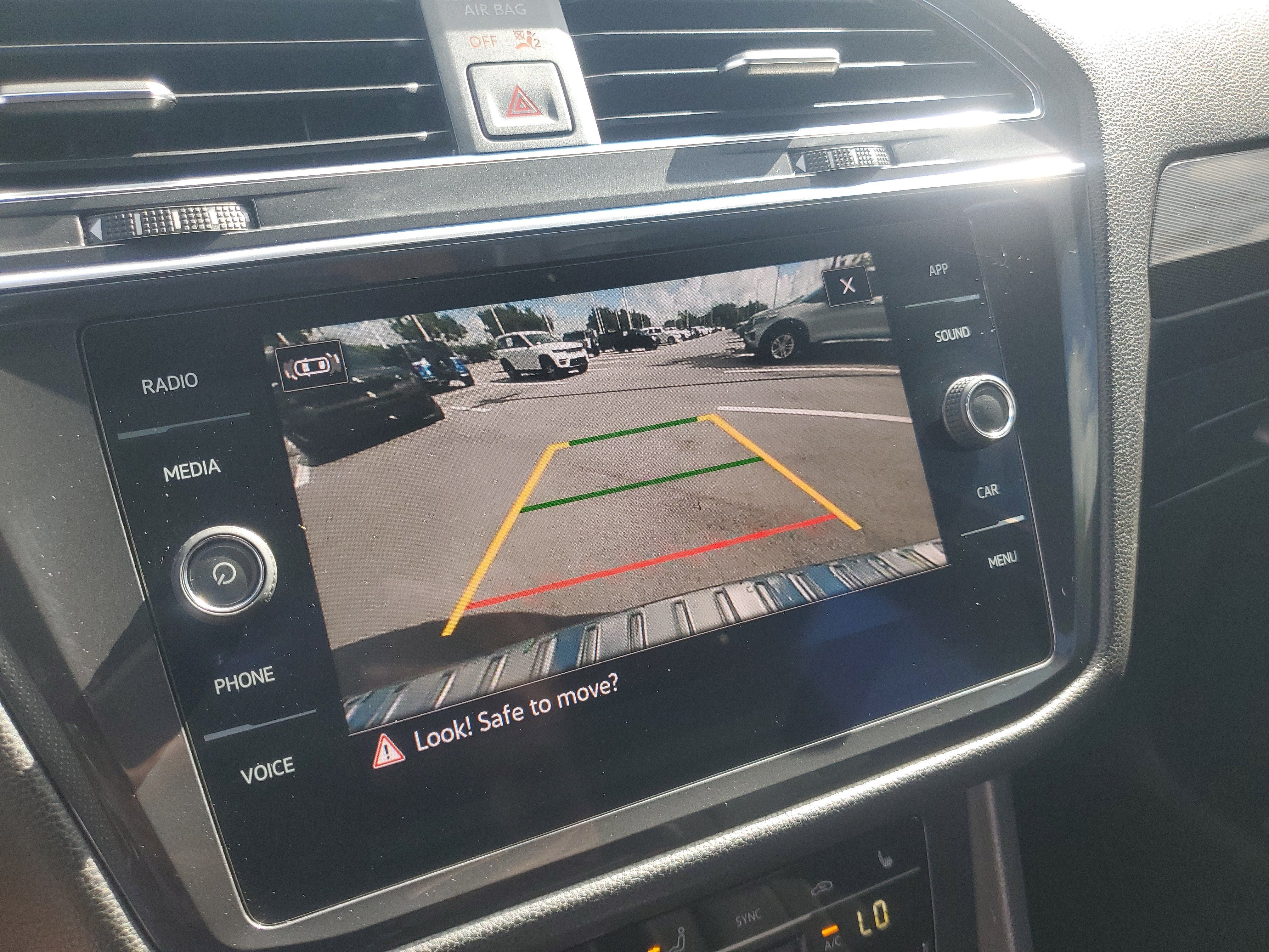 2022 Volkswagen Tiguan SE R-Line Black