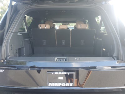 2025 Lincoln Navigator L Black Label
